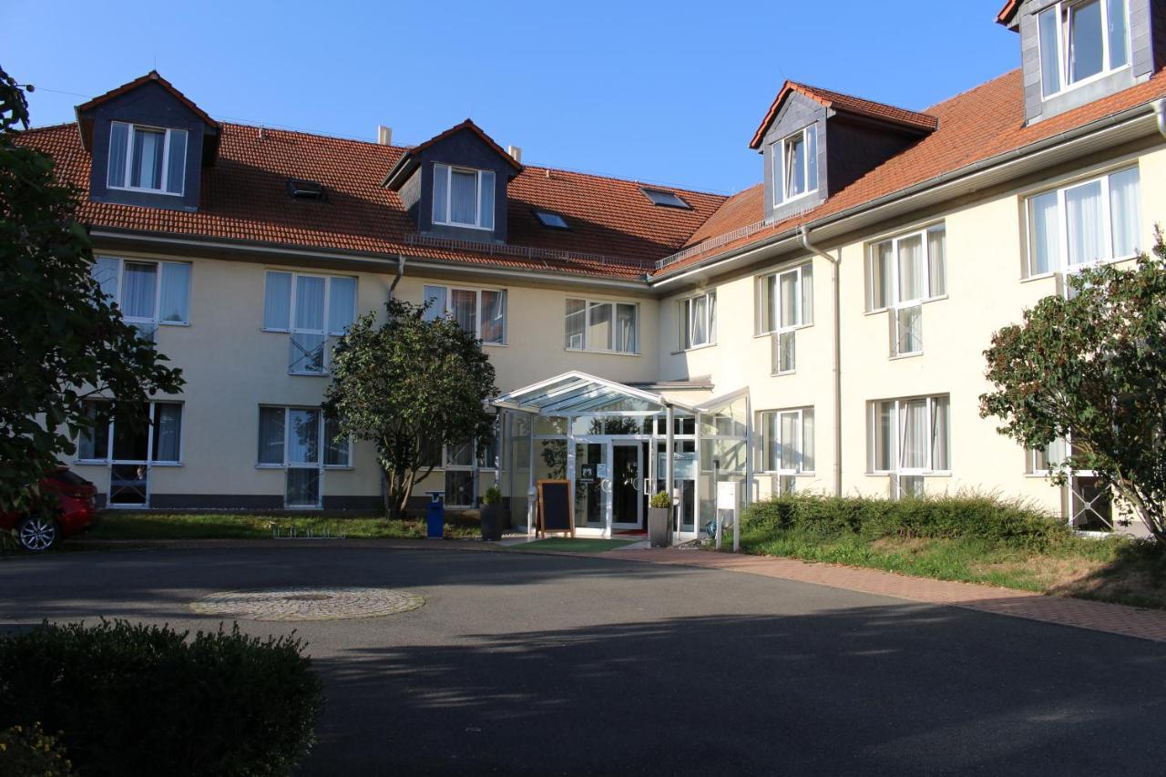 Hotel Ilmtal Mellingen Eksteriør bilde